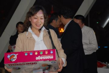2009年3月27日参加细胞学年会的同志们畅游珠江之中奖嘉宾篇图5